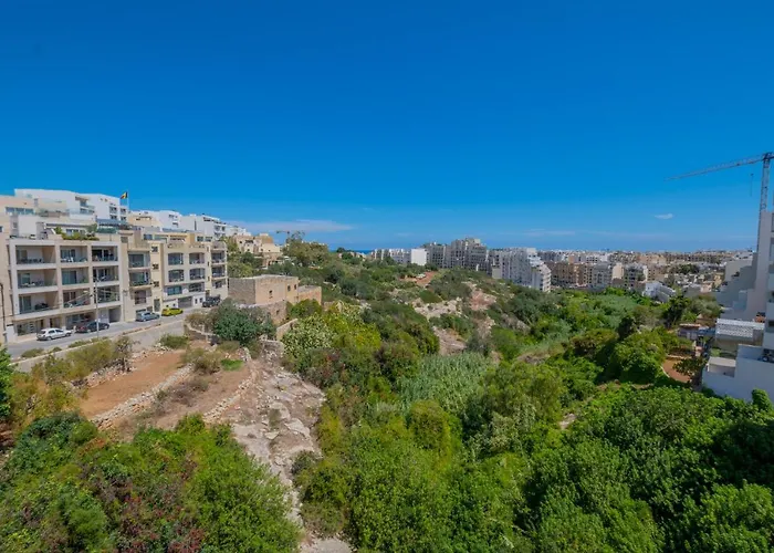 Wanderlust Saint Julian's